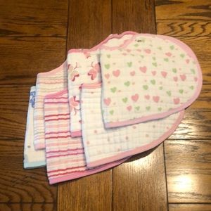 🌸Aden + Anais bib / burp cloth bundle of six🌸